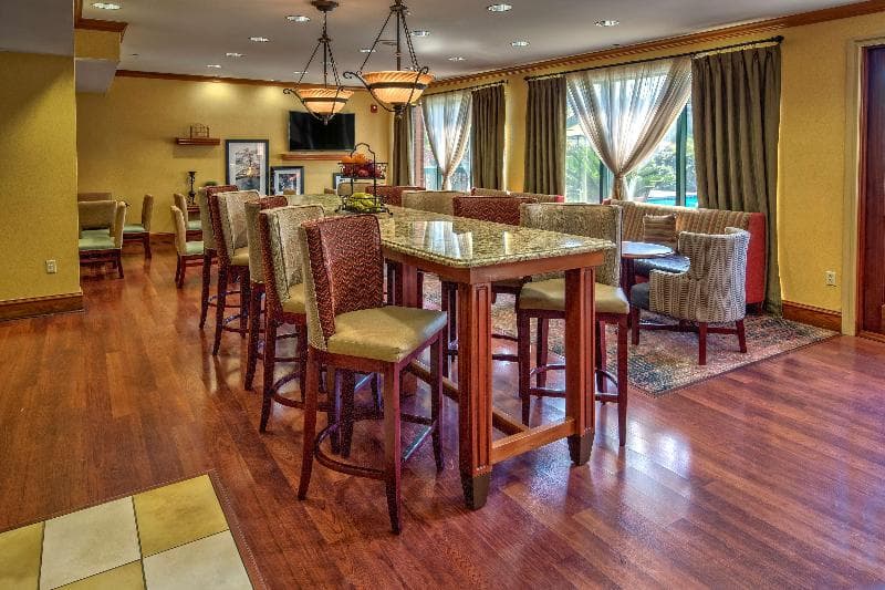 Hampton Inn Savannah - I-95 North 3