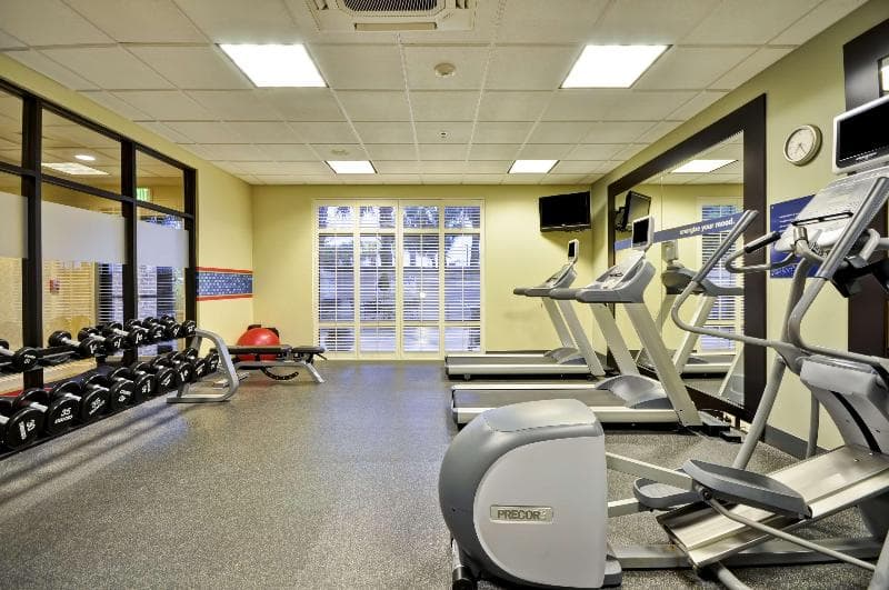 Hampton Inn & Suites North Charleston-University Blvd 3