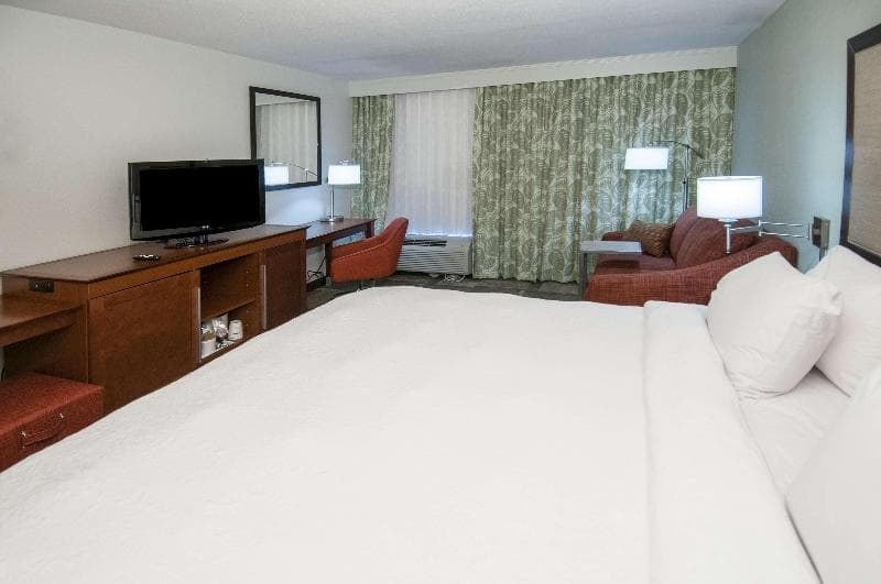 Hampton Inn Lafayette 4