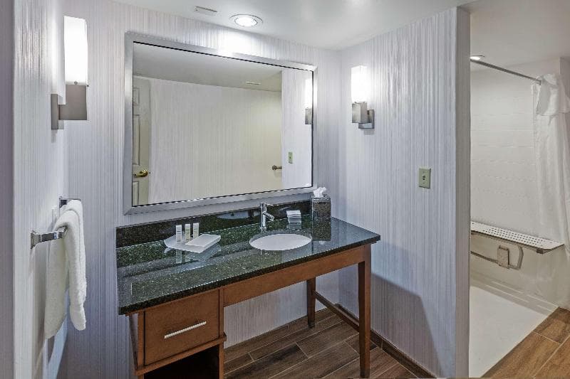 Homewood Suites by Hilton Greensboro 5