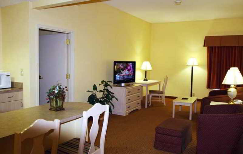 Hamilton Inn Bessemer 4