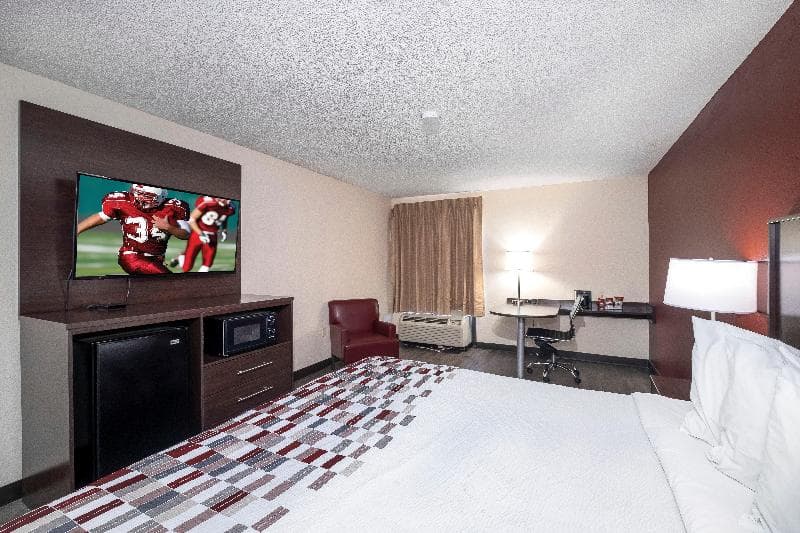 Red Roof Inn Prattville 3
