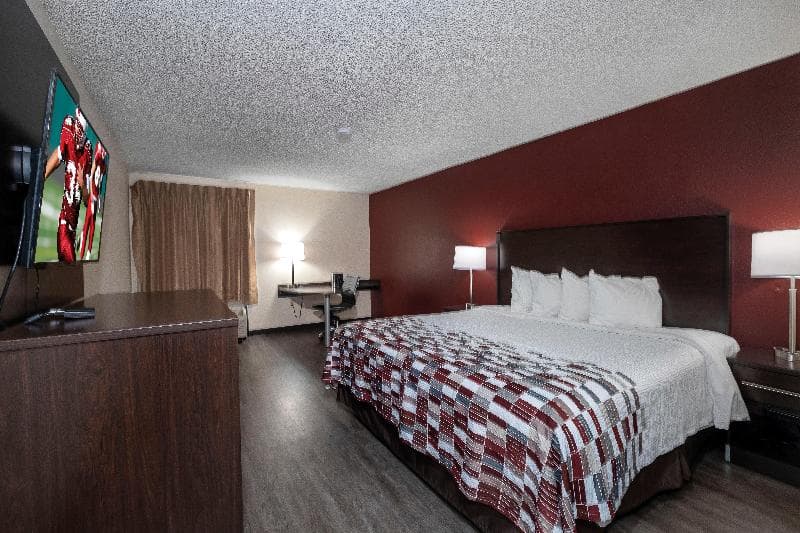 Red Roof Inn Prattville 4