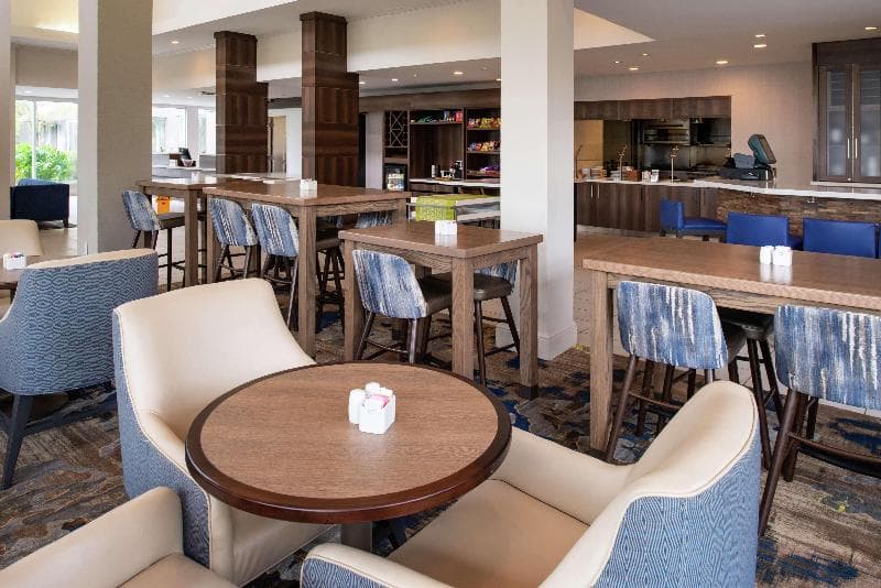 Hilton Garden Inn Baton Rouge Airport 5