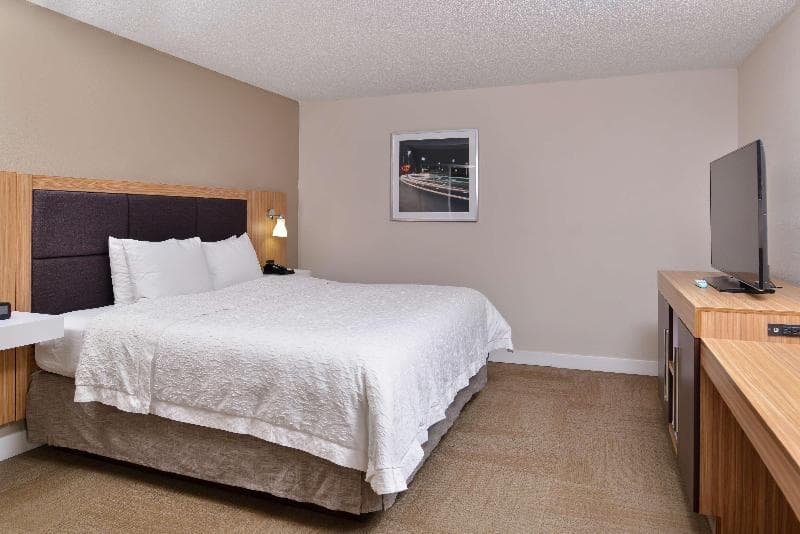 Hampton Inn Greensboro-East photo 1