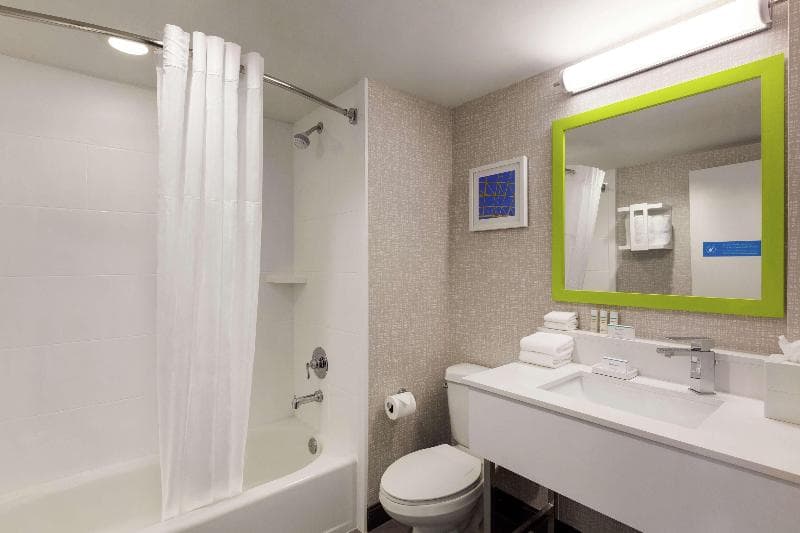 Hampton Inn & Suites Ft. Lauderdale Airport/So Cruise Port 4