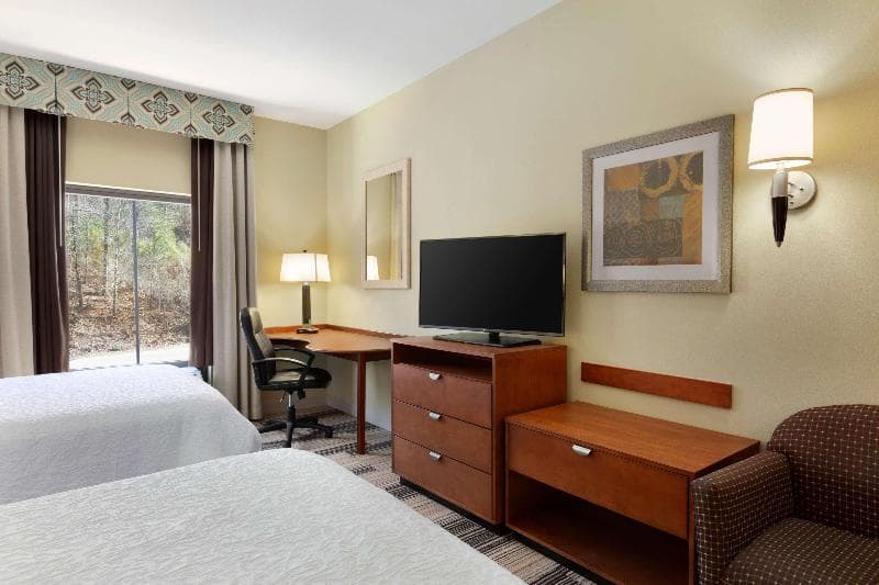 Hampton Inn & Suites Birmingham-East I-20 2