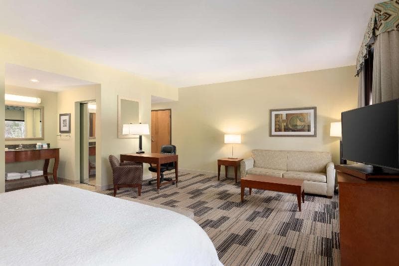 Hampton Inn & Suites Birmingham-East I-20 3