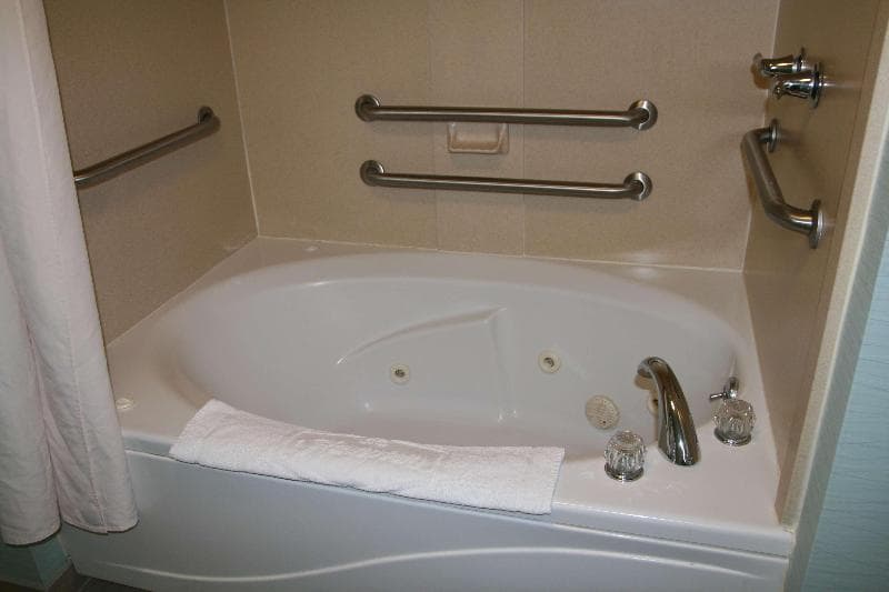 Hampton Inn Shreveport Airport 5