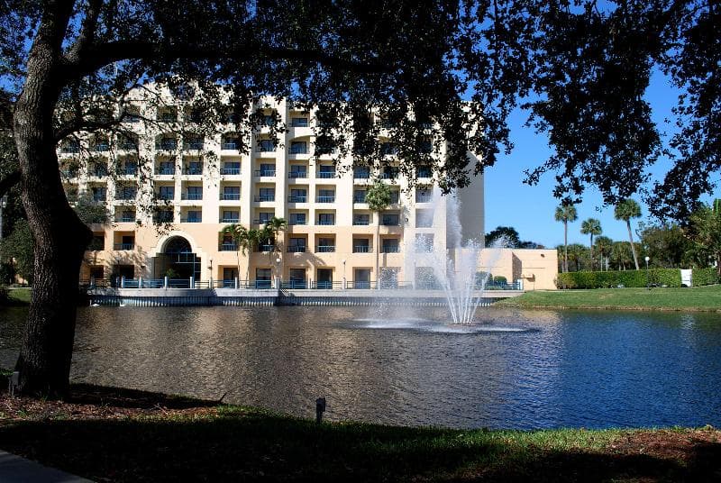 Hilton Boca Raton Suites 3
