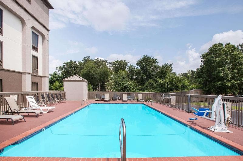 Wingate by Wyndham North Little Rock 4