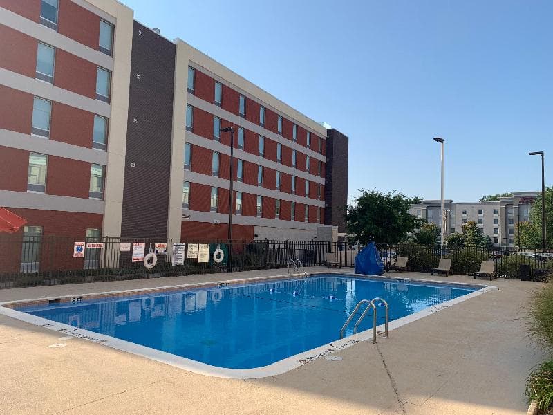 DoubleTree by Hilton Hotel Charlotte Airport 5
