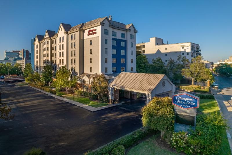 Hampton Inn & Suites Nashville-Vanderbilt-Elliston Place main