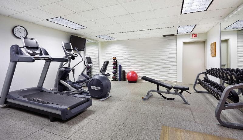 DoubleTree by Hilton Hotel New Orleans 4