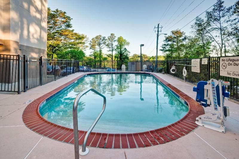 Hampton Inn Birmingham/Mountain Brook 2