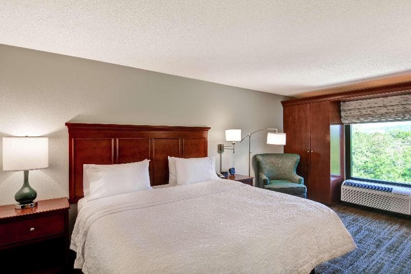 Hampton Inn Birmingham/Mountain Brook 5