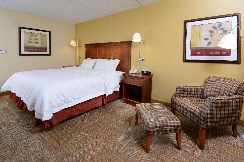Hampton Inn Raleigh-Capital Blvd. North 2
