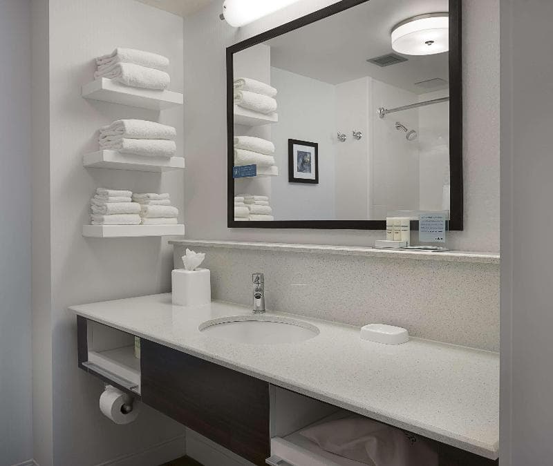 Hampton Inn & Suites Charlotte/Pineville 4