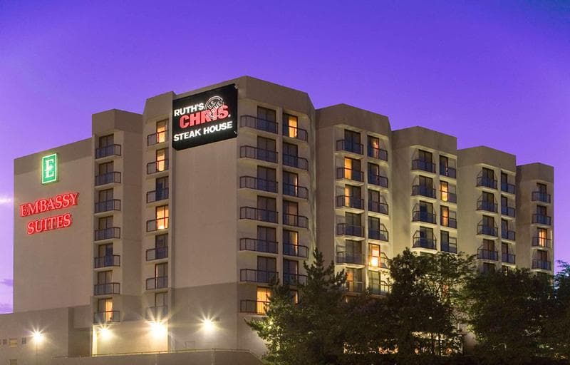 Embassy Suites by Hilton Birmingham 3