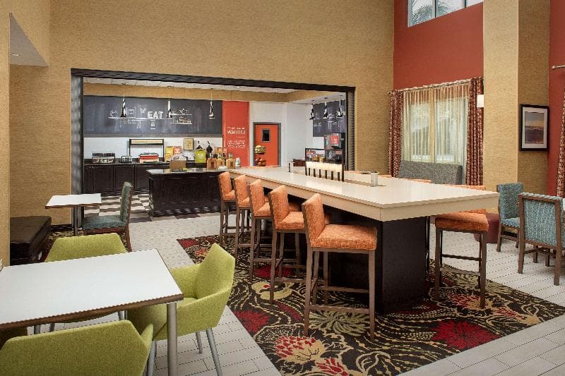 Hampton Inn & Suites Lakeland-South Polk Parkway 5