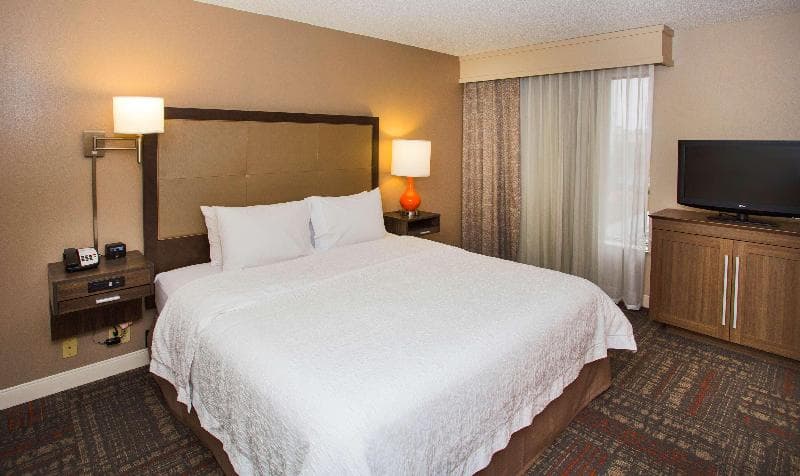 Hampton Inn & Suites Valdosta/Conference Center 3