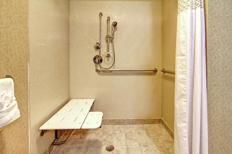 Hampton Inn & Suites Lebanon 4