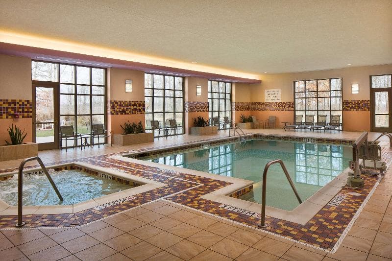 Embassy Suites by Hilton Charlotte Concord Golf Resort & Spa 3