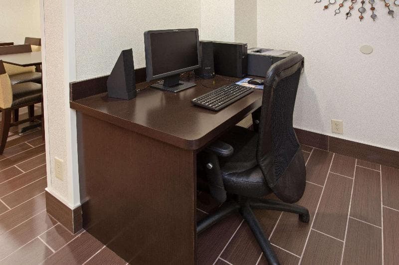 Hampton Inn Dickson photo 1