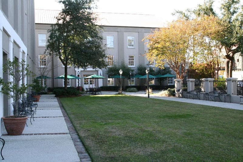 Hampton Inn Charleston-Historic District 2