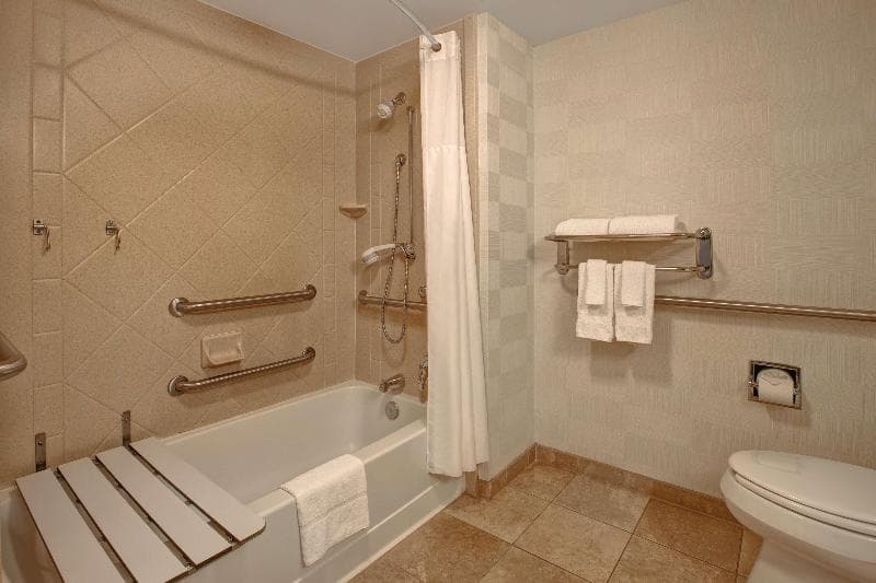 Hampton Inn & Suites Greenville-Downtown-RiverPlace 5