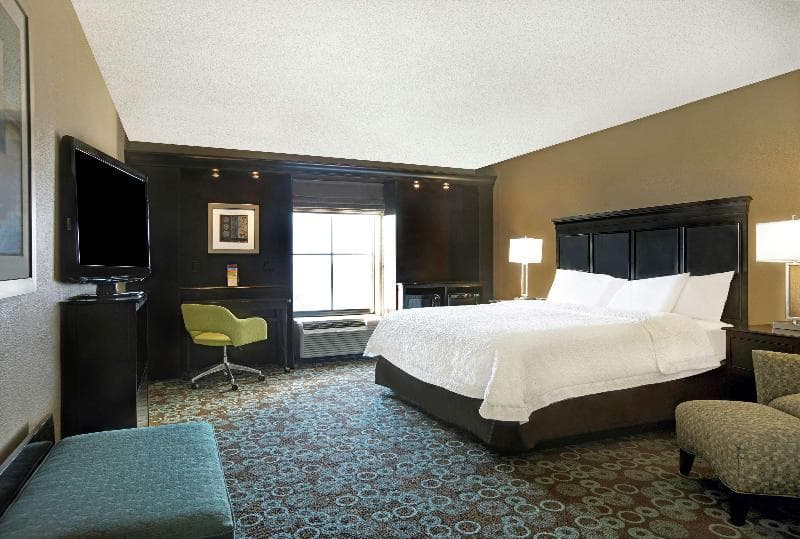 Hampton Inn Biloxi 3