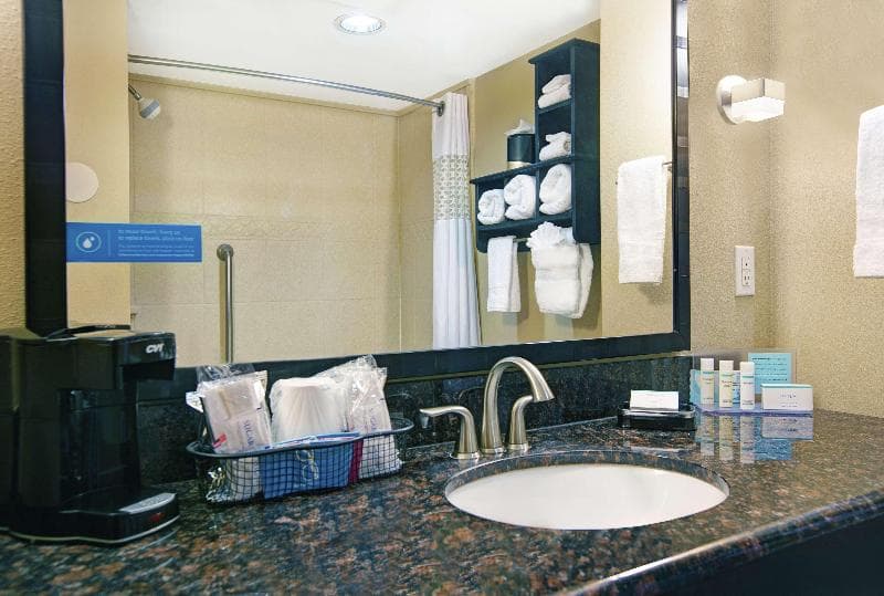 Hampton Inn Biloxi 4