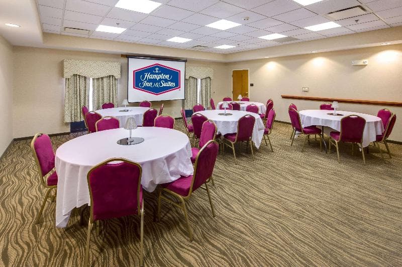Hampton Inn & Suites Augusta West photo 1