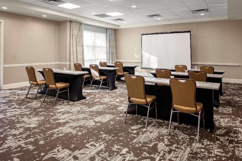 Hilton Garden Inn Atlanta Perimeter Center photo 1