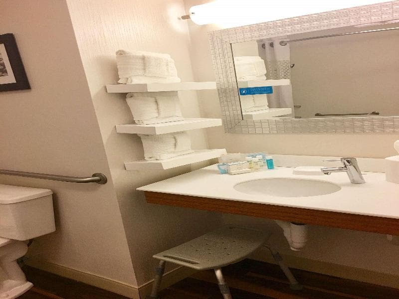 Hampton Inn Sevierville 4