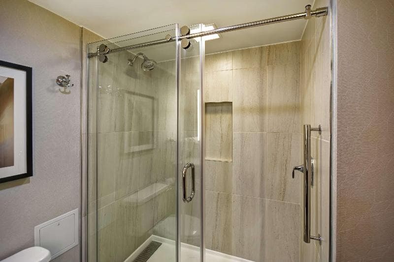 Embassy Suites by Hilton Raleigh Durham Research Triangle 2