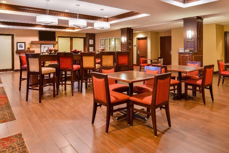 Hampton Inn Statesville 3
