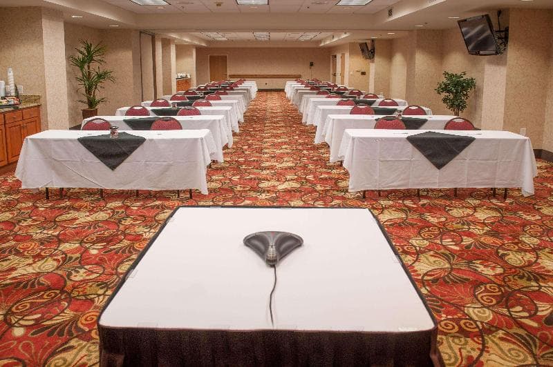 Hampton Inn Pensacola-Airport (Cordova Mall Area) photo 1