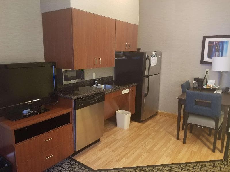 Homewood Suites by Hilton Mobile 4