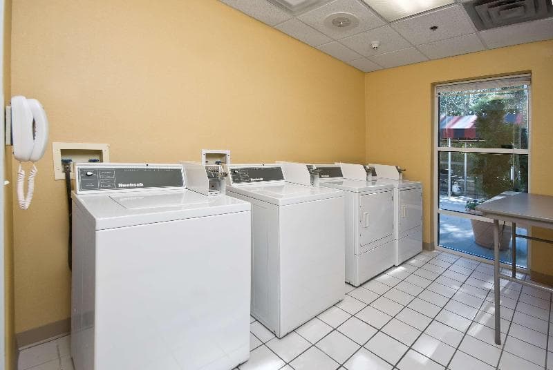 Hampton Inn & Suites Raleigh Cary Lenovo Center photo 1