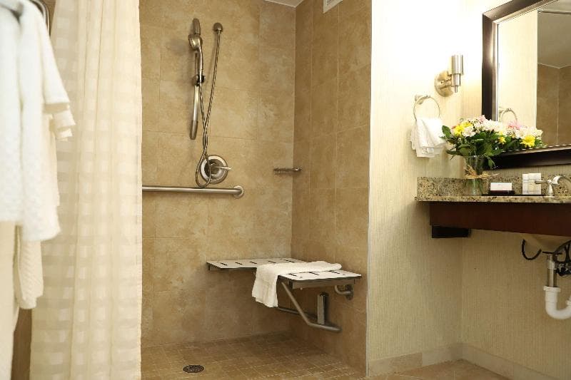 Embassy Suites by Hilton Nashville at Vanderbilt 3