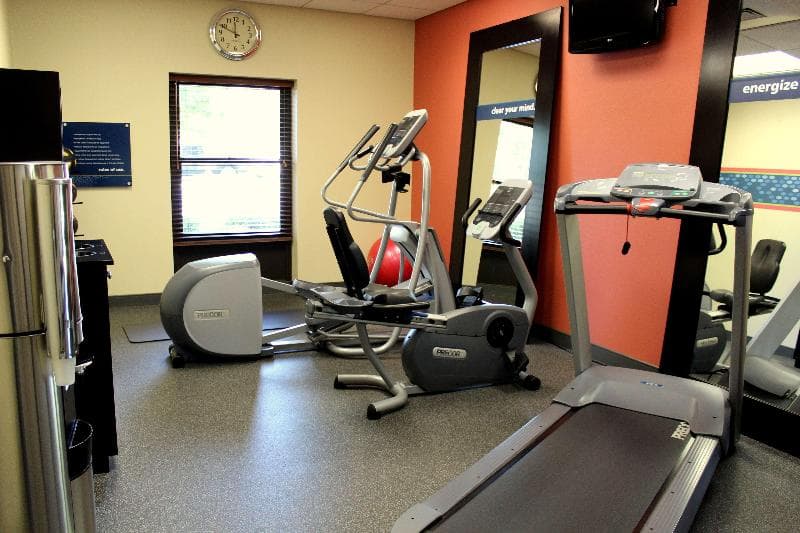 Hampton Inn & Suites Concord/Charlotte 4