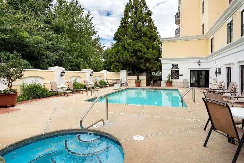 Hampton Inn & Suites Charlotte/SouthPark at Phillips Place 4