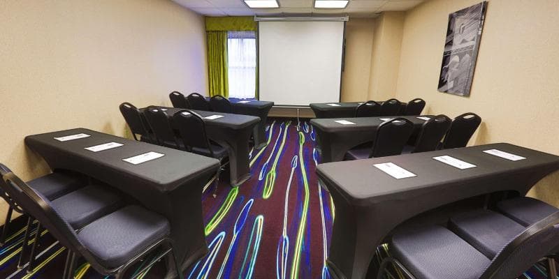 Hampton Inn & Suites Nashville-Airport photo 1