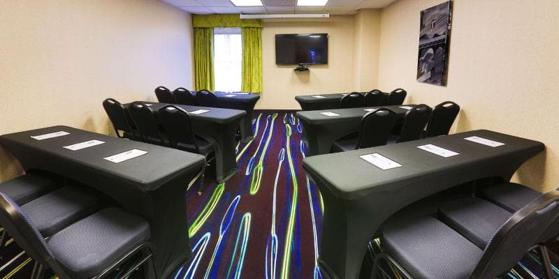 Hampton Inn & Suites Nashville-Airport 4