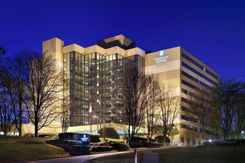 Embassy Suites by Hilton Atlanta Perimeter Center 4