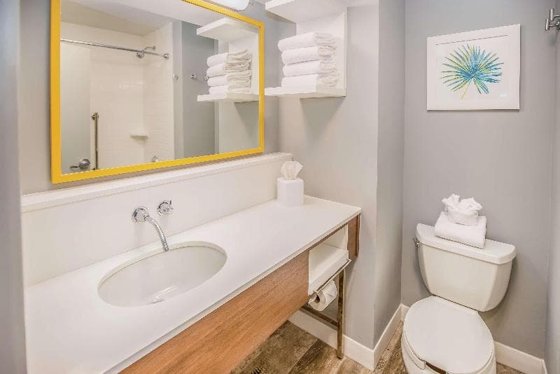 Hampton Inn Pensacola Beach 3