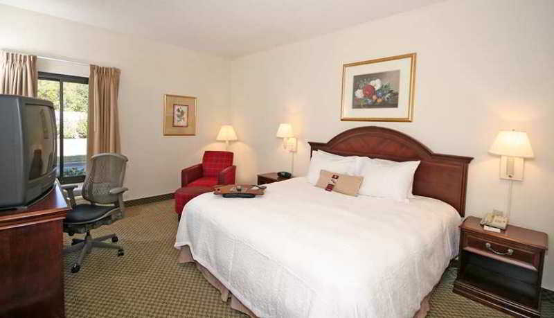 Best Western Plus Lexington Inn 3