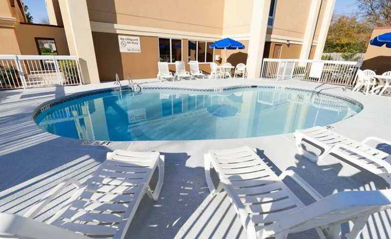Best Western Plus Lexington Inn 4