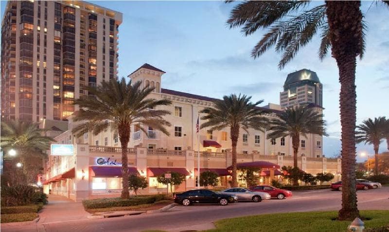 Hampton Inn & Suites St. Petersburg/Downtown 4